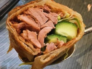 Vịt cuốn với rau củ - Duck Roll