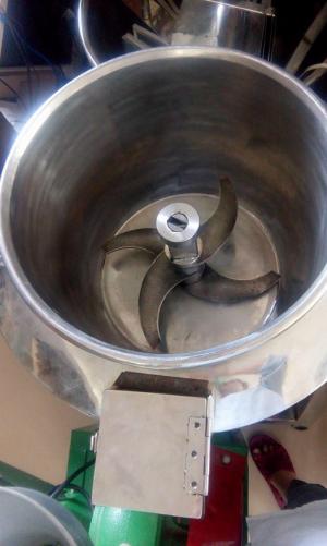 Máy xay giò chả xúc xích 20kg