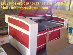 Máy cắt vải laser, máy cắt laser 1390 cắt quảng cáo giá rẻ tại Quy Nhơn