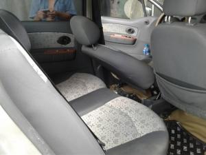 Chevrolet Spark LT ( số sàn ) 9/2009 . Toàn bộ xe còn rất mới . 04 vỏ vừa thay mới . Nội thất nỉ zin .