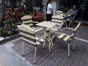Xưởng bàn ghế