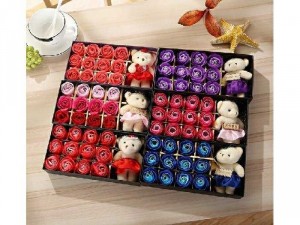 Hoa Hồng Sáp 12 Bông Kèm Gấu Sweet Love