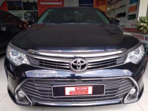 Bán xe Camry 2.5Q sản xuất 2016 màu đen