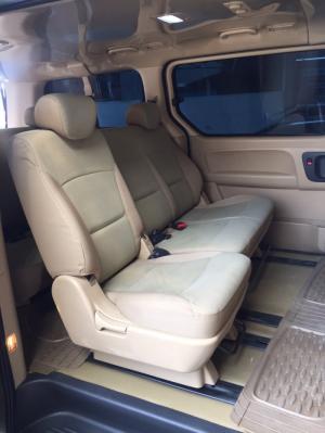 Bán Hyundai Starex 2.5MT máy dầu số sàn màu ghi xám 9 chỗ nhập Hàn Quốc 2015