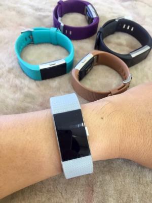 Vòng đeo sức khỏe thông minh Fitbit Charge 2