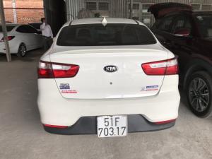Bán Kia Rio 1.4MT màu trắng số sàn nhập Hàn Quốc 2016 biển Sài Gòn