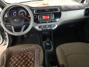 Bán Kia Rio 1.4MT màu trắng số sàn nhập Hàn Quốc 2016 biển Sài Gòn