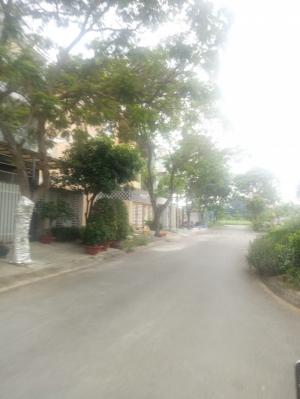 Đất nền Conic Phong Phú, H. Bình Chánh, có lô này giá 33.5 triệu/m2, 126m2, SHR