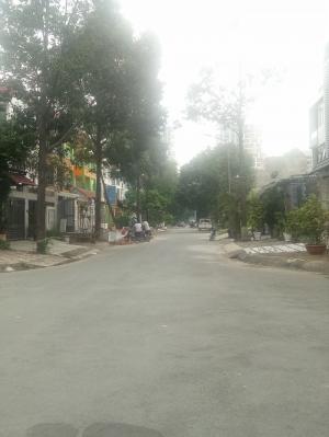 Đất nền Conic Phong Phú, H. Bình Chánh, có lô này giá 33.5 triệu/m2, 126m2, SHR