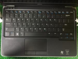 Dell Ultrabook 7240 thiết kế nhỏ gọn.