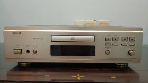 CD Denon 1550AR