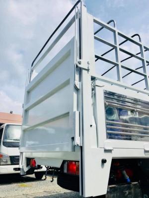 Isuzu Qkr77H Thùng Mui Bạt Bửng Nâng