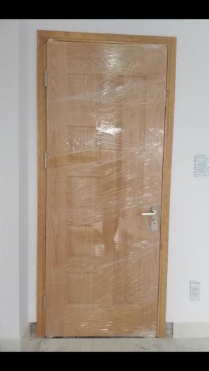 Cửa gỗ công nghiệp HDF Venner cho công trình khách sạn ở Bình Tân, Quận 6,Bình chánh