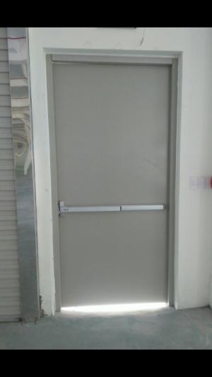 Cửa chống cháy