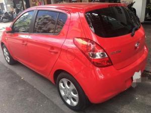 Cần bán Huyndai i20, sx 2012, màu đỏ, số tự động