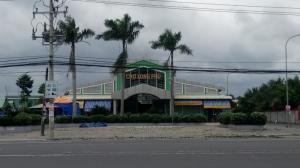 Kiot chợ Long Phú