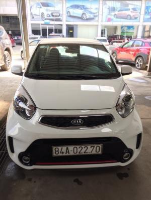 Bán Kia Morning SI 1.25MT màu trắng số sàn sản xuất cuối 2016 mẫu mới mâm xoắn