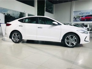 Bán Xe Elantra Mới 100% - Giá Tốt - Xe Sẵn Có Giao Ngay