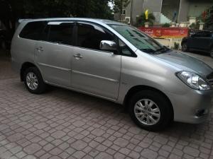 Bán xe TOYOTA INNOVA 2.0G màu ghi bạc, sx cuối 2011, một chủ sử dụng