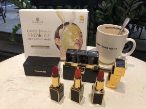 Box 3 Son Tomford Full Size