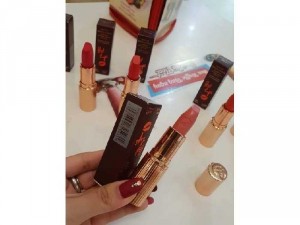 Son Charlotte Tilbury HOT LIPS