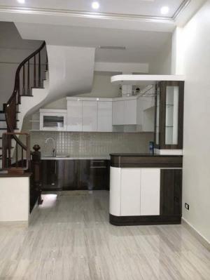 Nhà đẹp ngõ phố 124 Âu Cơ, mới về ở luôn 43m2 x 4 tầng
