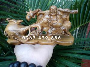 Phật Di Lặc kéo bao tiền gỗ bách xanh để ô tô - T10BXG