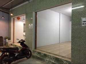 Nhà Mặt Bằng Cho Thuê. Có thể Buôn Bán hoặc Ở Sinh Hoạt