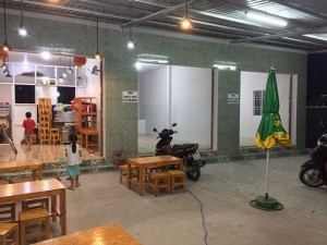 Nhà Mặt Bằng Cho Thuê. Có thể Buôn Bán hoặc Ở Sinh Hoạt