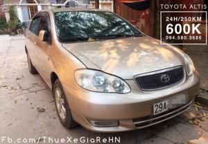 cho thue xe tu lai 4 chỗ Toyota Altis MT gia 600k