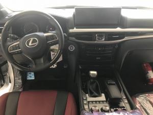 Lexus LX LX570S Super Sport đời 2019, màu Trắng ,nội thất nâu, giá tốt.