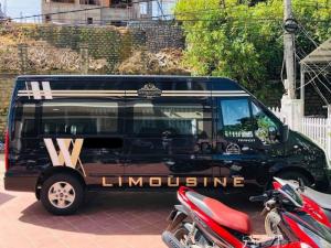 Ford Transit Svp Limeted 218 Đen Xe Đẹp Giá Hợp Lý.