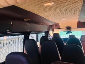 Ford Transit Svp Limeted 218 Đen Xe Đẹp Giá Hợp Lý.