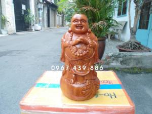 Phật Di Lặc chúc phúc gỗ hương cao 30cm - T28H30