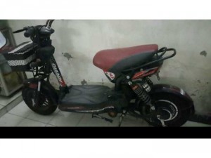 Xe đạp điện Giant còn bảo hành, gần như mới, mua 6,8 tr, bán lại giá 5,5tr.