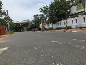 Kẹt tiền cần bán gấp lô đất mặt tiền Hùng Vương- Ngay Lotte Phan Thiết