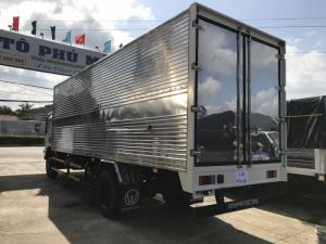 Xe tải Isuzu VM 1.9 tấn thùng kín dài 6.2m