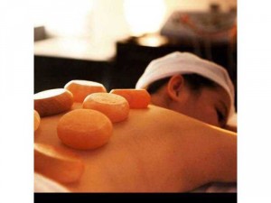 Đá muối massage