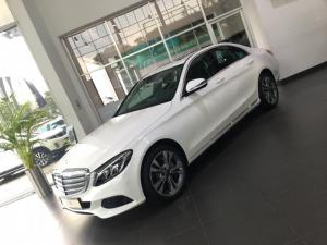 Mercedes-Benz C250 - hổ trợ vay vốn 80%, lãi suất ưu đãi nhìu gói, chỉ cần 350 nhận xe ngay