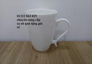 Ca sứ chữ V làm quà tặng giá rẻ - in logo lên ca sứ