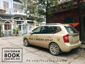 cho thuê xe tự lái có lái 7 chỗ kia carens số tự động giá 800k tại hà nội