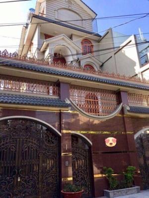 Bán căn biệt thự đường Thân Nhân Trung, quận tân bình