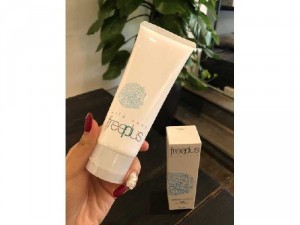 Sữa Rửa Mặt Thảo Dược Kanebo Freeplus