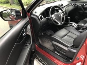 Bán lỗ xe Nissan X-Trail 2018 màu đỏ xe đẹp nguyên zin.