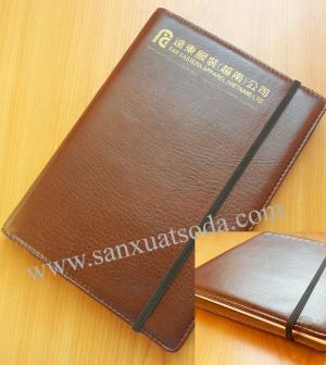 Xưởng sản xuất sổ bìa da cao cấp gía rẻ, sổ còng, sổ may chỉ dán gáy, sổ lò xo, ép logo theo yêu cầu
