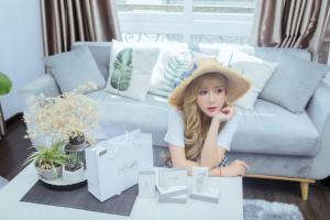 Kem Dưỡng Trắng Da Toàn Thân Ban Đêm Skin Aec Whitening Body Cream