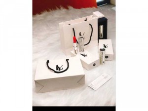 Son môi LY LIPSTICK