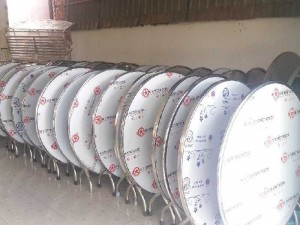 Thanh lý bàn inox giá rẻ bán tính kg