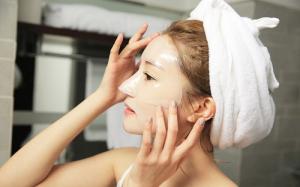 Kích trắng bảo vệ da SKIN AEC