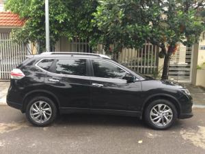 Bán Nissan X-trail 2017 đk 2018 tự động Đen bản full